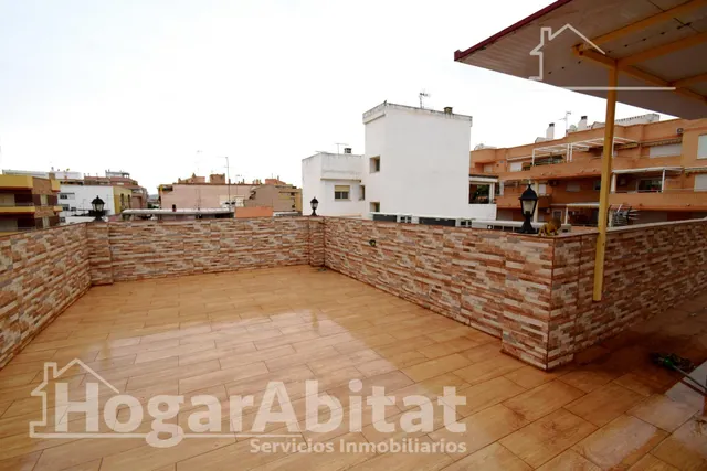 CASA CON CINCO TERRAZAS Y PAELLERO CERCA DE LA PLAYA — 6