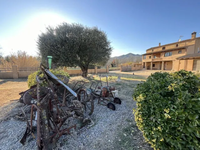 MASIA DEL S.XIX CON GRAN PARCELA - foto 5