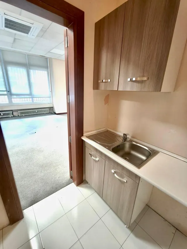 Oficina 6 habitaciones 250m² en alquiler - Cuzco — 20