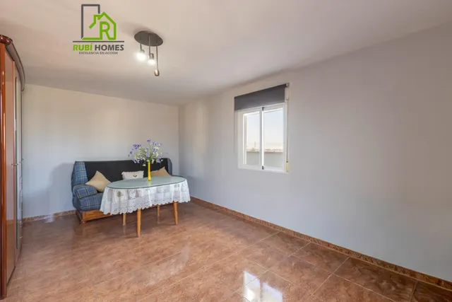 Casa independiente a 5 minutos de Granada en buen estado para entrar a vivir — 41