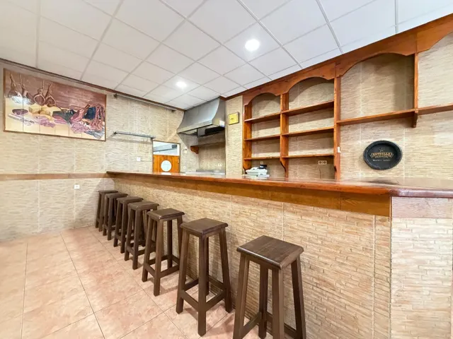 Local comercial 98m² en venta - Playa del Cura — 9