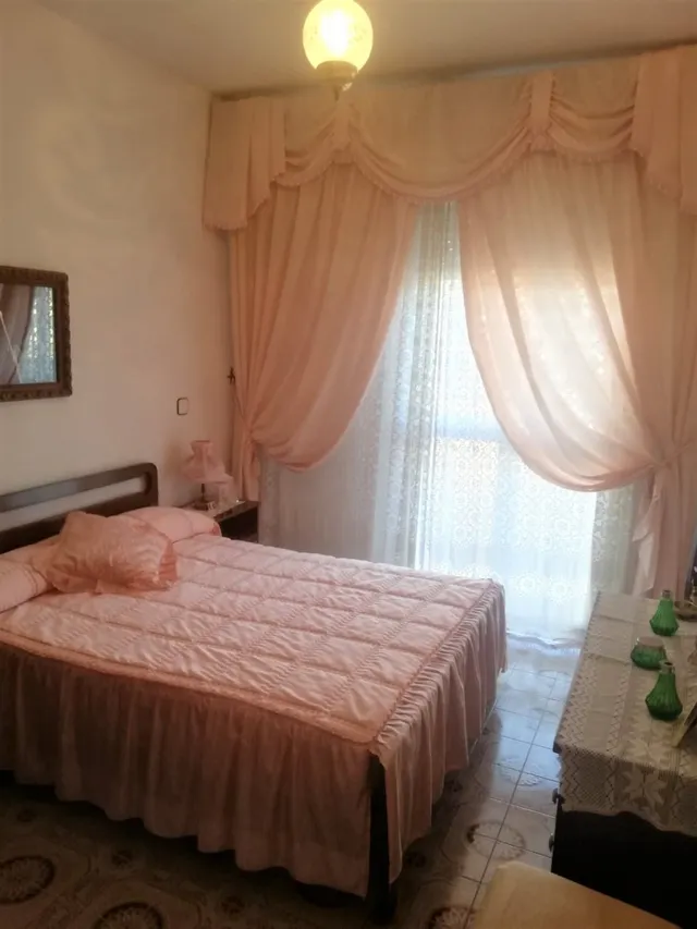 GRAN CASA EN BRENES — 10