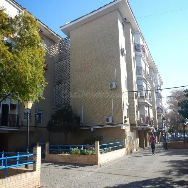 VENTA DE INMUEBLE OKUPADO EN CALLE SAN ISIDRO LABRADOR Nº 17