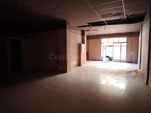 Local comercial en venta en Amposta - foto 5
