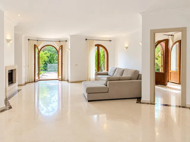 Vivienda de lujo en La Manga Club con jardín, piscina privada y garaje — 17