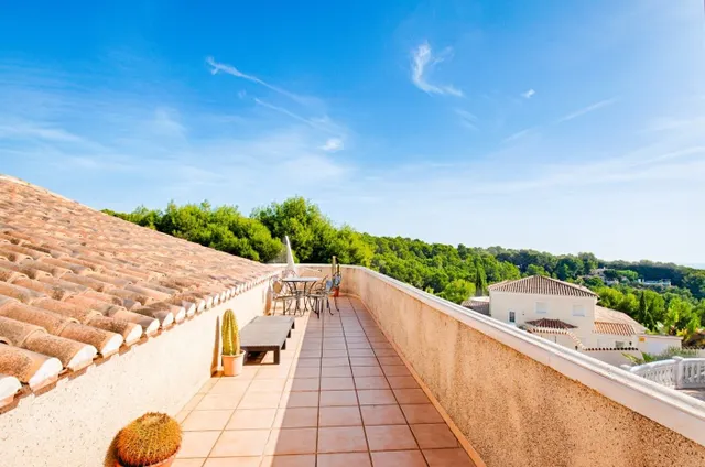 MAJESTUOSA VILLA CON VISTAS AL MAR, CERCA DE LA PLAYA DE LA FUSTERA, BENISSA — 41