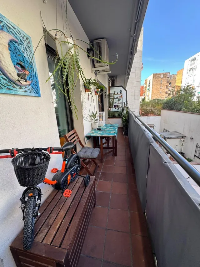 Luminoso piso con balcón y ascensor en Viladecans — 29
