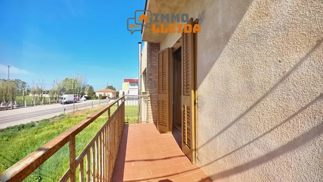 OPORTUNIDAD Casa con mucho terreno y varios garajes — 14
