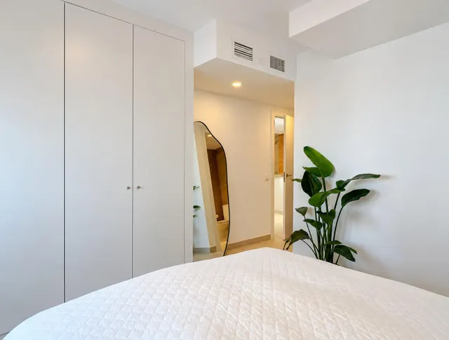 Exclusivo piso de obra nueva en torreblanca del sol, Fuengirola, con terraza, piscina y garaje — 15