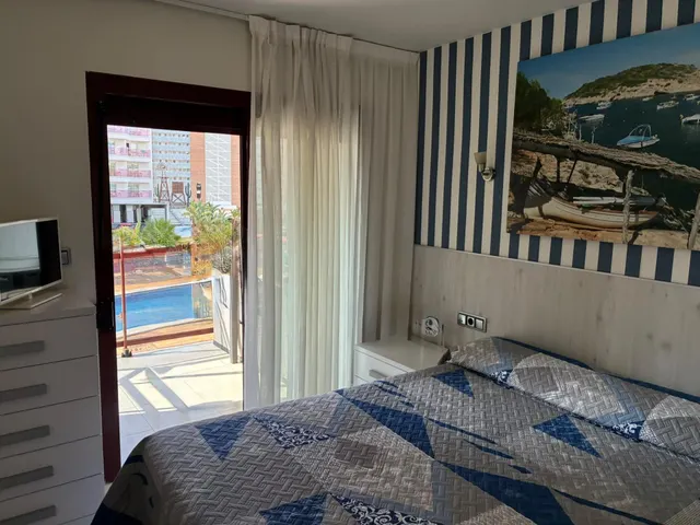 Moderno Apartamento Reformado en Rincon de Loix, Benidorm — 17