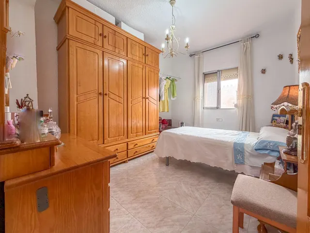 Piso de 2 dorm. reformado para entrar a vivir. — 19