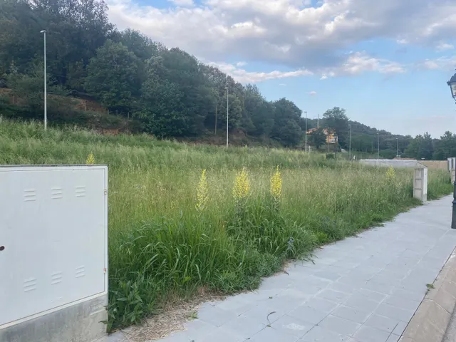 TERRENO EN VENDA — 2