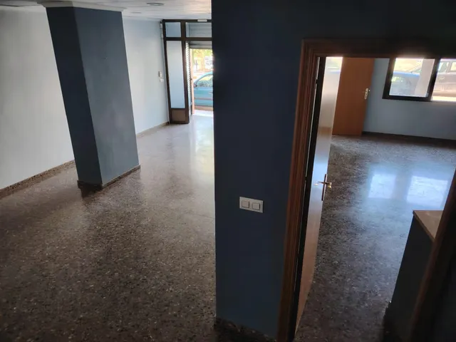Local comercial en perfecto estado para desarrollar actividad — 14