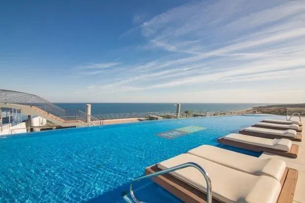 Apartamento en 1ª línea de playa Arenales del Sol. - foto 5