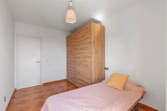 PISO DE ESQUINA CON VISTAS DESPEJADAS A LA LAGUNA ROSA DE TORREVIEJA - UNA OPORTUNIDAD ÚNICA — 25