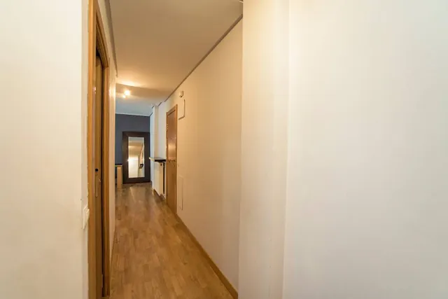 Piso en C/ Santos  A. Ochandategui 17, Buztintxuri, Pamplona — 18