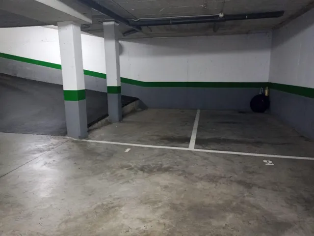 PLAZA DE PARKING EN C/EMPURIES SABADELL — 8