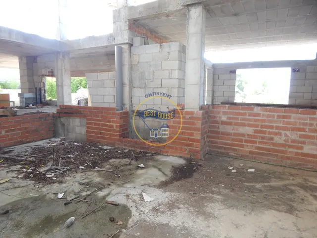 CHALET EN CONSTRUCCIÓN. ALBAIDA. — 34
