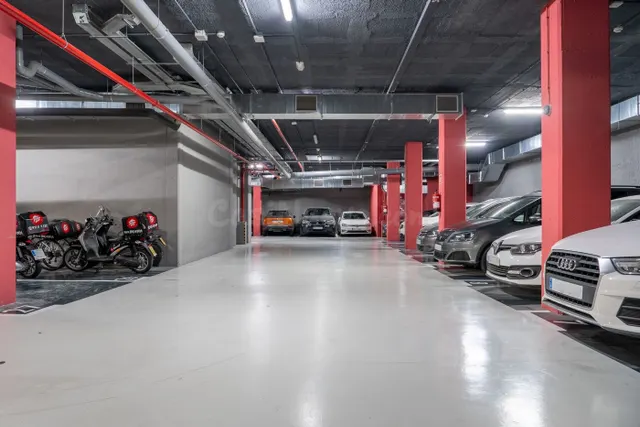 Parking en alquiler - Eixample — 4