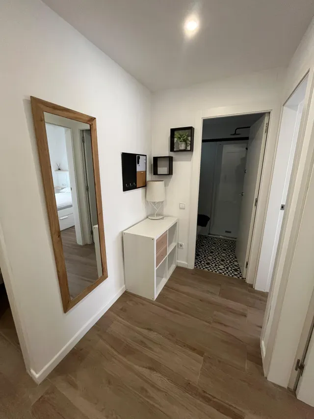 PISO REFORMADO de 3 dormitorios, con PATIO PRIVADO — 7