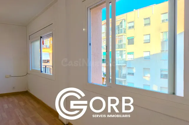 ¡VIVIENDA ACTUALIZADA, LUMINOSA Y LISTA PARA ENTRAR A VIVIR  - foto 2