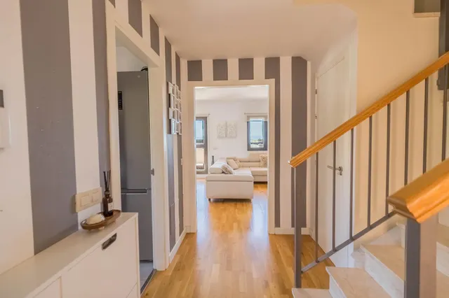 Chalet con Vistas al Mar  y la Montaña – Ubicación Privilegiada — 11