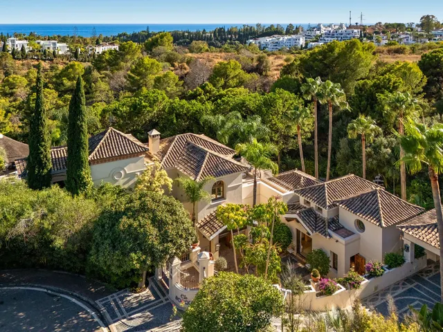 Chalet 6 habitaciones 712m² en venta - Marbella — 41
