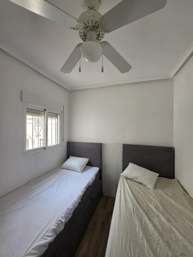 ADOSADO DE 2 habitaciones CON TERRAZA Y PISCINA COMUNITARIA — 13
