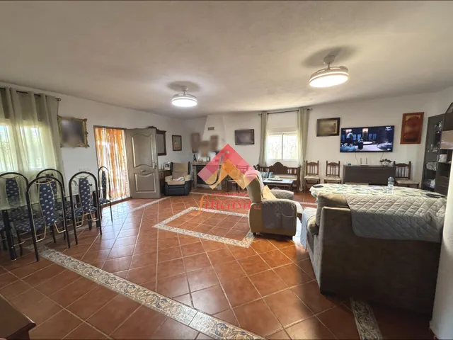 Magnífica casa de campo en entorno natural con piscina — 10