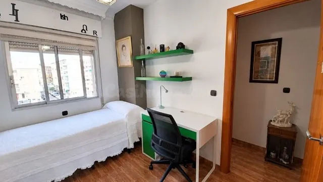 Amplio y precioso  piso de 4 dormitorios en alquiler  en camino de suárez — 15