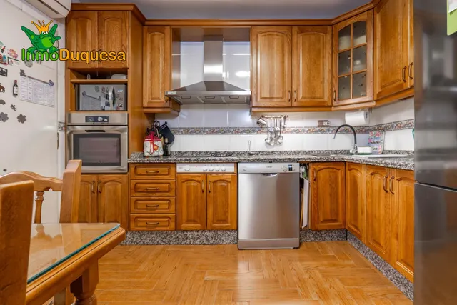 Casa pareada con 4 dormitorios en Otura. — 14