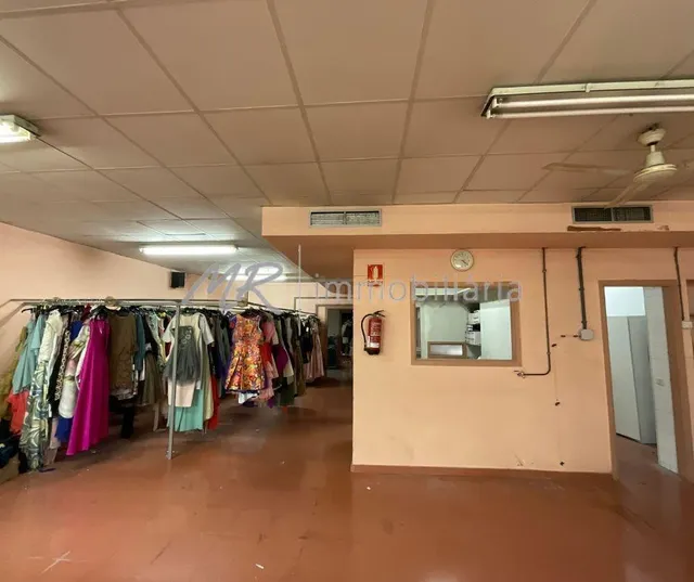 Local industrial céntrico en venta en Granollers! - foto 2