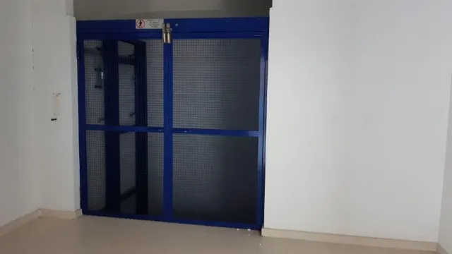 NAVE EN VENTA EN EL PTL VALLADARES (VIGO) — 17