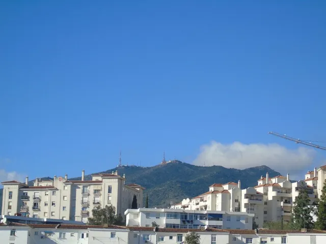 Edificio en construcción de 10 viviendas en Arroyo de la Miel — 10