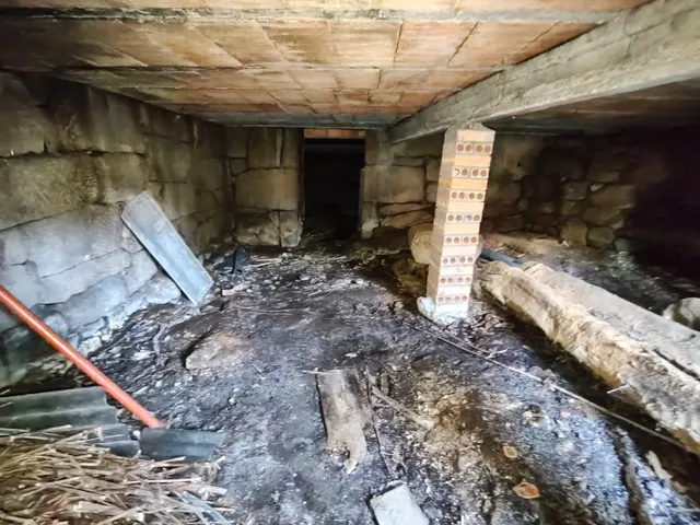 CASA independiente, con pequeño terreno. Nogueira de Ramuin — 13