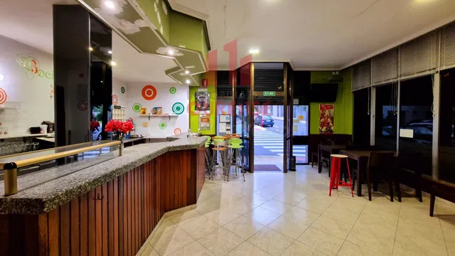 CAFETERÍA LISTA PARA CONTINUAR CON LA ACTIVIDAD. — 3