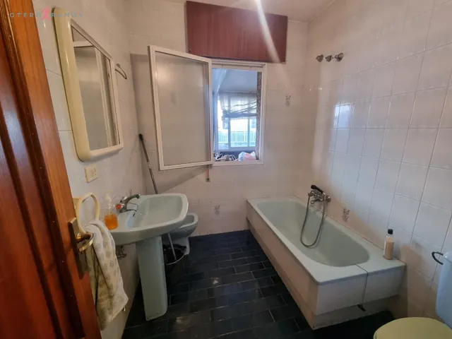 PISO EN VENTA EN AVDA. SANTIAGO (A ESTRADA) — 19