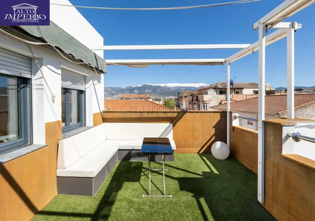 Venta de casa con calidades de lujo en Armilla (Granada) - foto 5