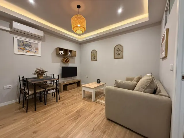 ¡APARTAMENTO TOTALMENTE REFORMADO EN PLENO CENTRO DE JEREZ,  - foto 4