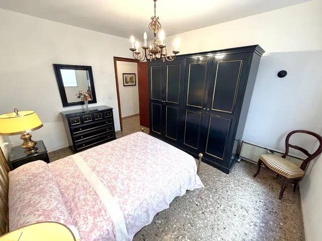 Vivienda de cuatro dormitorios en el centro de Alicante — 25
