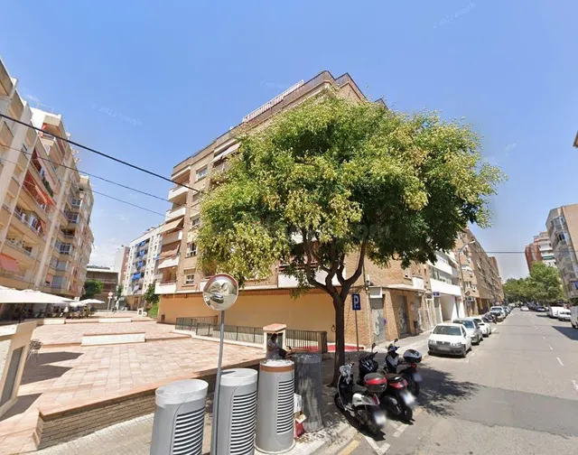 Se vende piso OKUPADA en Calle Alcalde Joan Bertran 21 de Re - foto 2