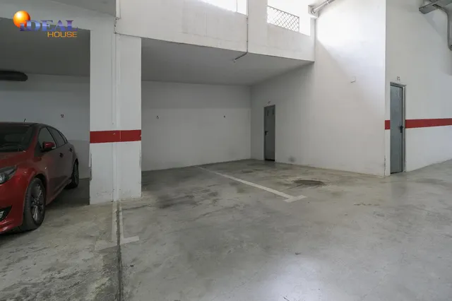 Ático en venta en La Zubia — 21