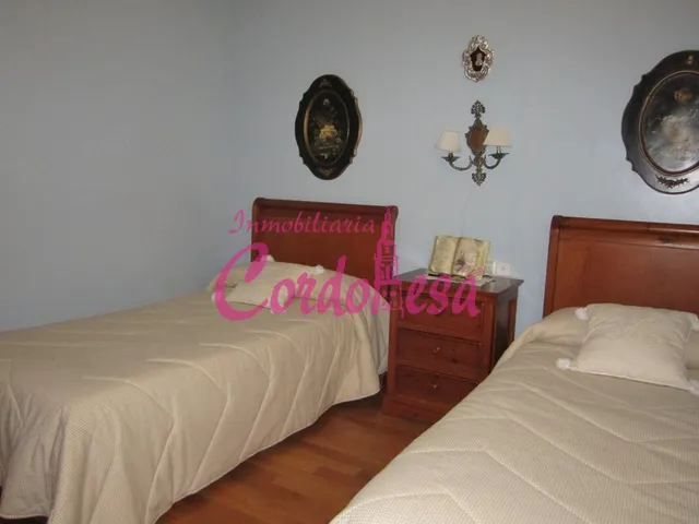 MAJESTUOSA CASA INDEPENDIENTE CON ASCENSOR Y PISCINA — 23