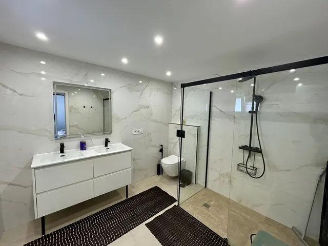 Chalet 6 habitaciones 400m² en venta - Centro — 41
