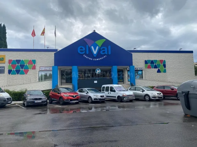 Local en venta en Centro Comercial El Val. Alcalá de Henares