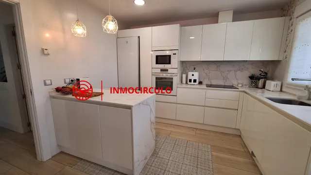 chalet independiente nueva construcción Illera — 6