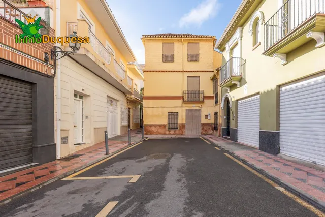 Solar urbano de 300 m2 en pleno centro de Armilla (Junto al  - foto 5
