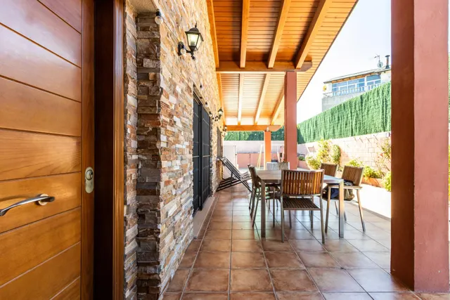 Casa amb piscina, espai i qualitat a can font – ca n’avellaneda — 33