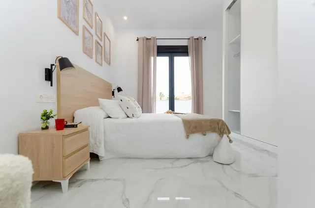 VILLA DE NUEVA CONSTRUCCIÓN DE 3 DORMITORIOS EN TORREVIEJA — 21