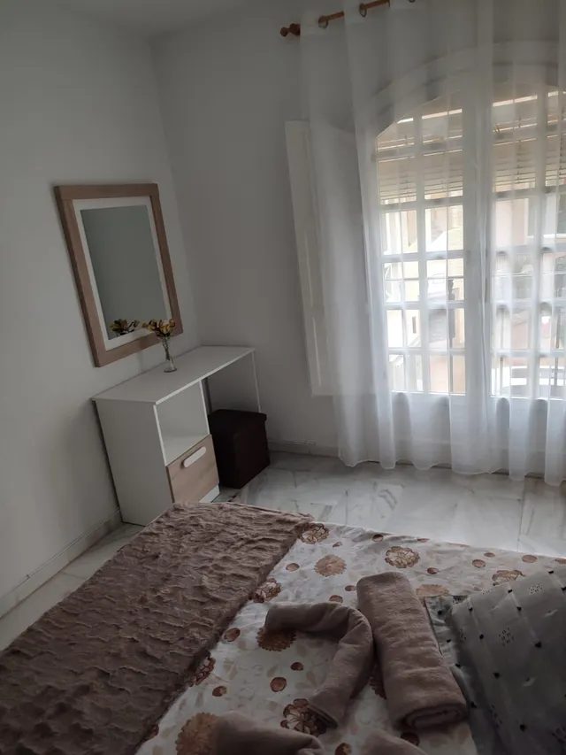 Apartamento de 2 dormitorios con parking a 100 metros de Playa de Los Locos — 9